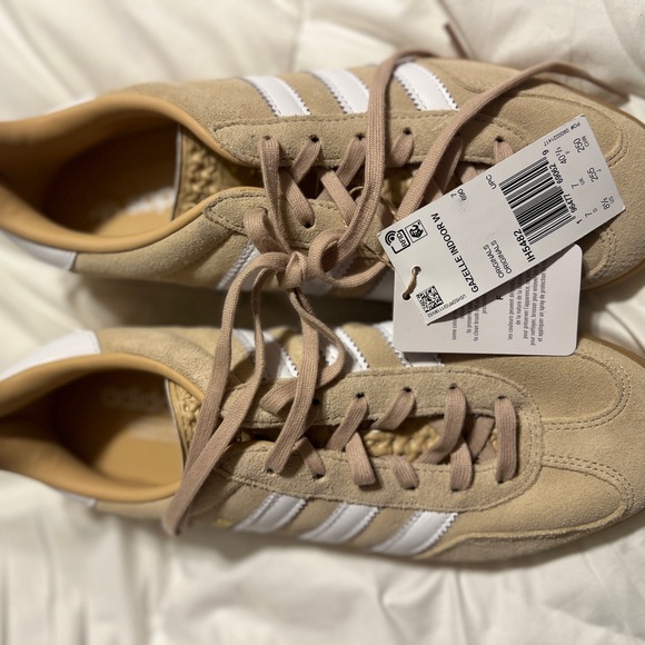 Adidas Women’s Gazelle Magic Beige Gum bottoms Size 8.5 - Picture 3 of 11